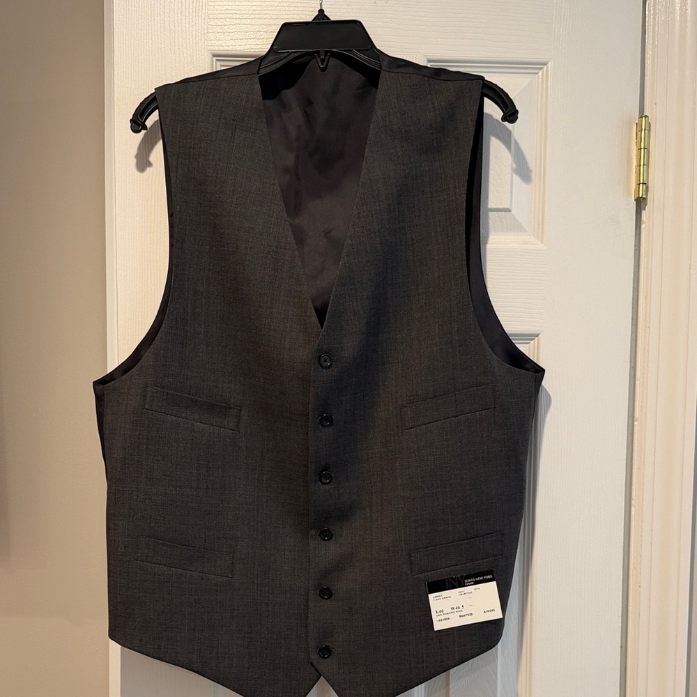 Men's Jones of New York charcoal Vest
